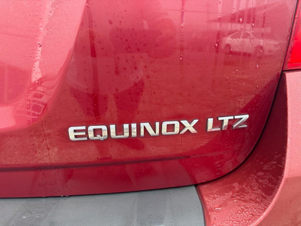 2012 Chevrolet Equinox LTZ's photo