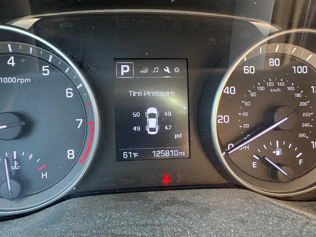 2017 Hyundai Elantra Value Edition - Photo 12